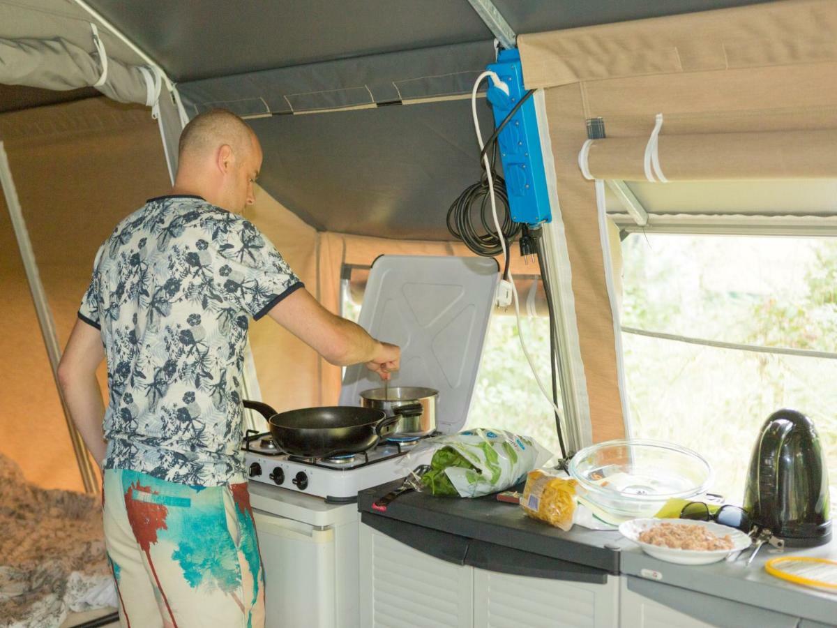 Europe Tents Camping Le Clou Meynard 외부 사진